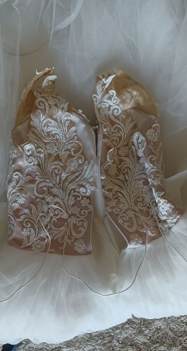 Rochie mireasă ivory