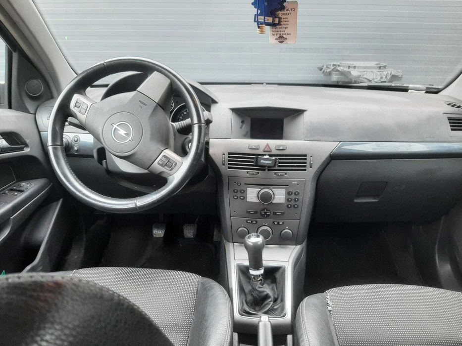 Vand Opel Astra - AB berlina cu hayon