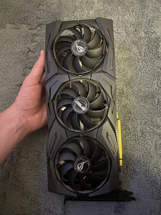 Asus RX 5700 XT 8GB ROG Strix видео карта