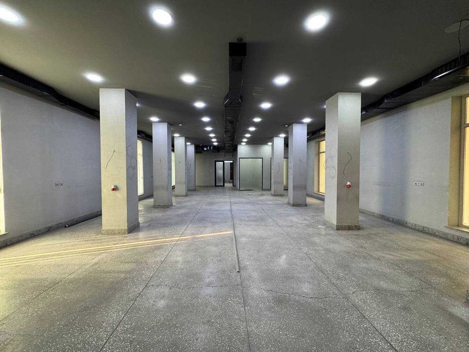 Продается здание 
Шайхантахурский район
Ориентир: Улица Навои