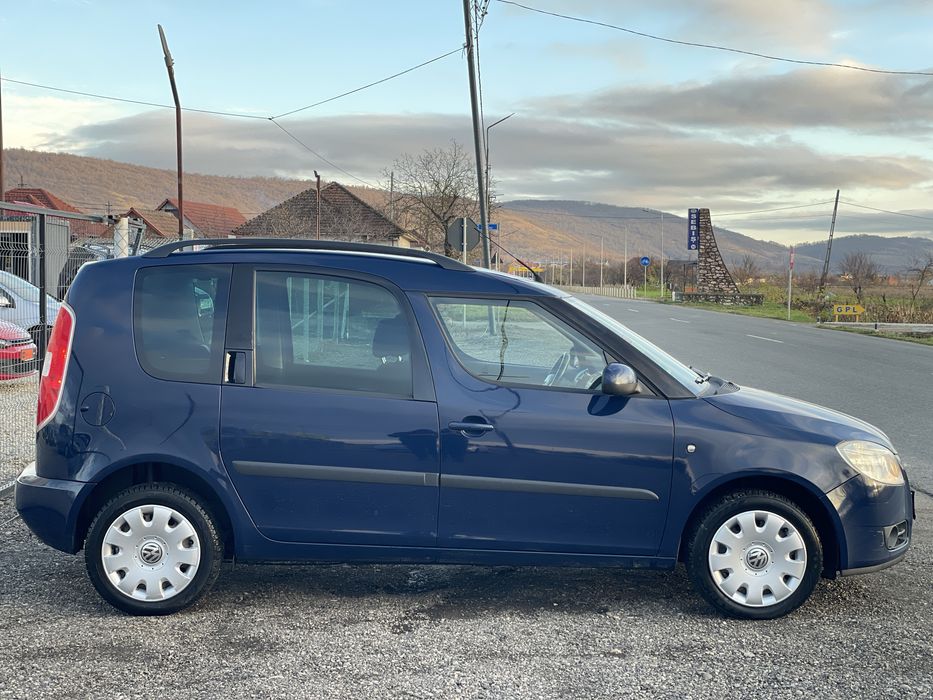 Skoda Roomster 1.9tdi ,105 cp,an 2010