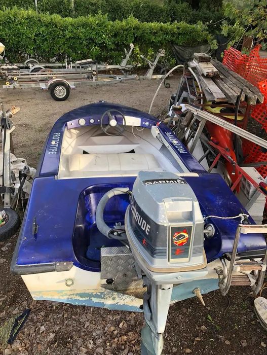 Barca cu motor 35 Cp+peridoc