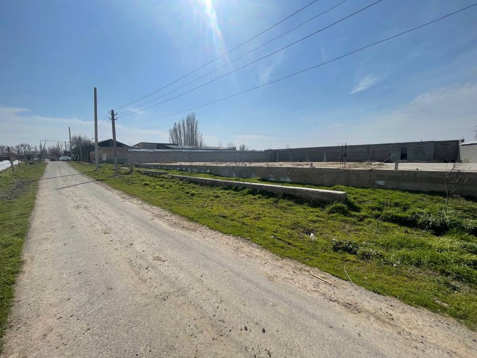 Keles Abdurahmonda 16 soti joy yer sotiladi betonkadan 4 km kiriladi