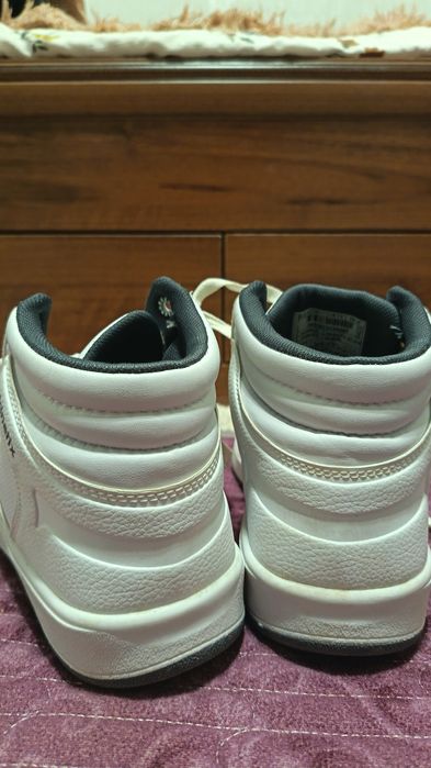 Кроссовки kinetix