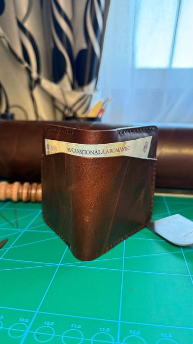 Klando Leather – Produse din piele naturală realizate la comandă