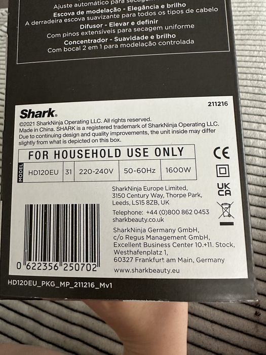 Uscător de par shark ionic HD120EU