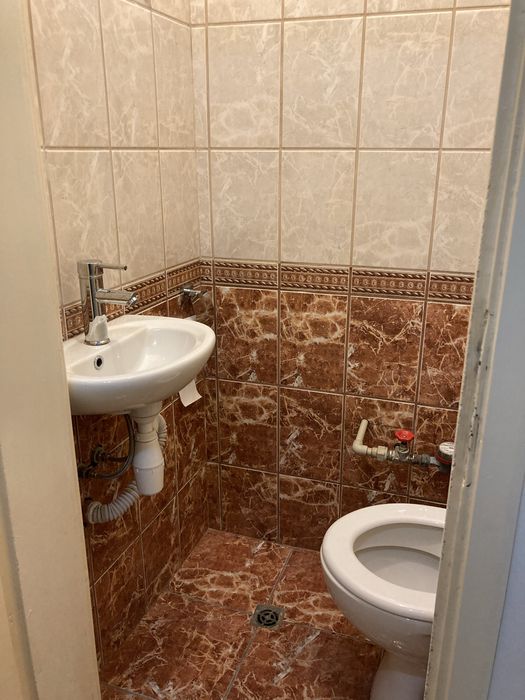 Дава се под наем Тристаен апартамент в Варна, Окръжна болница - 85 кв.м за 660 € - Снимка #7