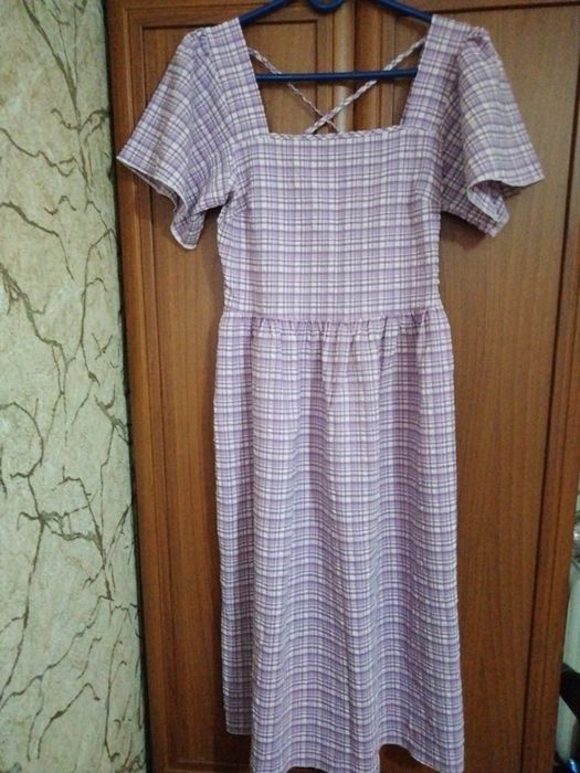 Продам платье новое