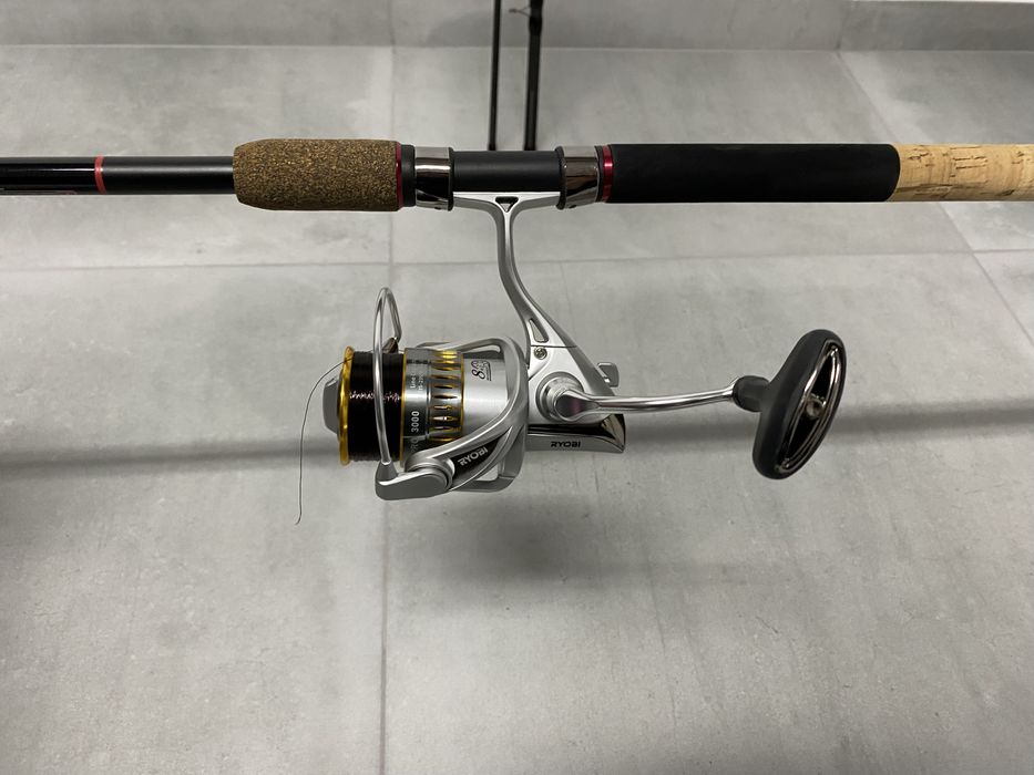 Въдица и макара за риболов на мач