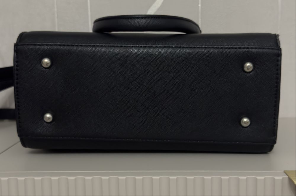 Продам сумку Michael Kors