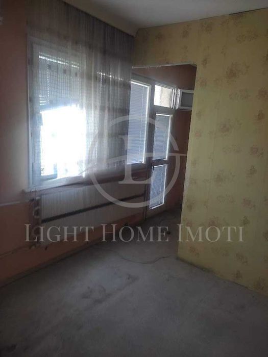 Продава се Едностаен апартамент в Пловдив, Тракия - 36 кв.м за 1473 €/кв.м - Снимка #3