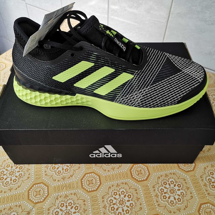 Pantof pt. tenis Adidas Adizero , original, nr.44-46, nou, 300 lei!