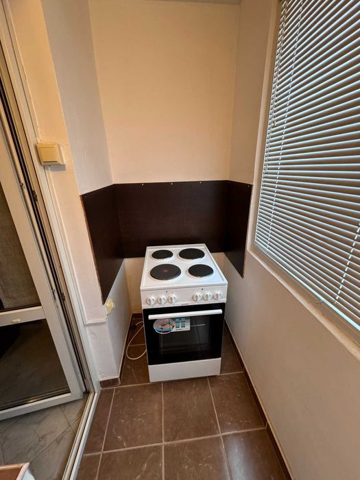 Дава се под наем Двустаен апартамент в Варна, Левски - 64 кв.м за 382.5 € - Снимка #12