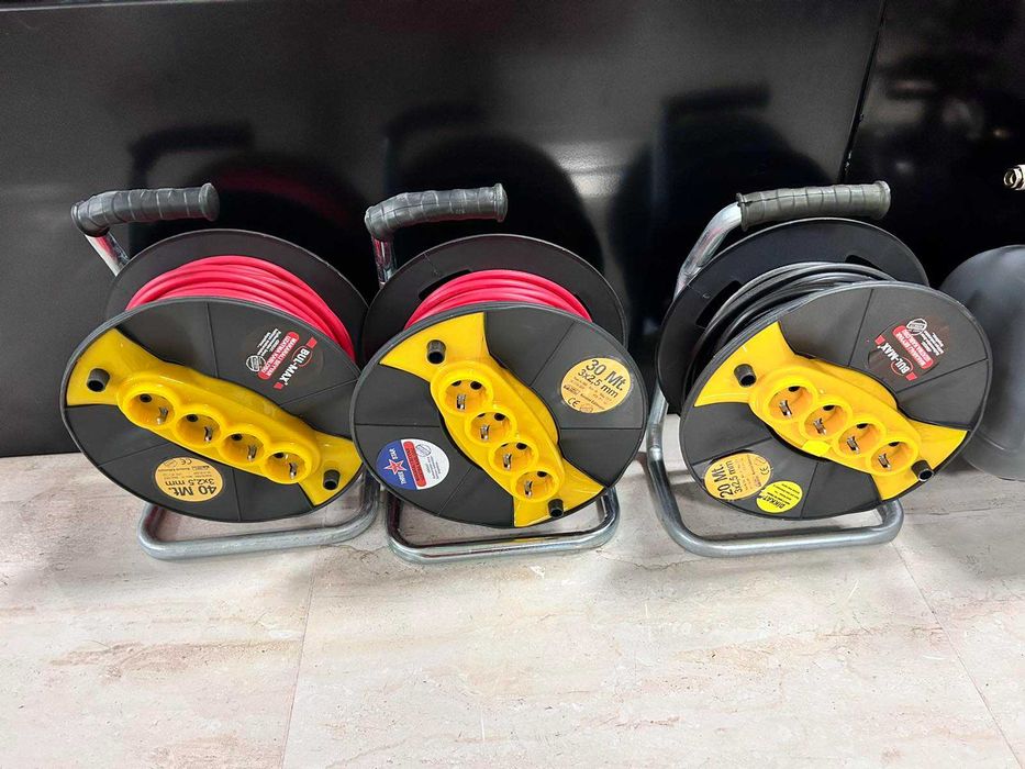 Удължител на макара 20м, 30м, 40м, 50м, 3 x 2.5 мм²