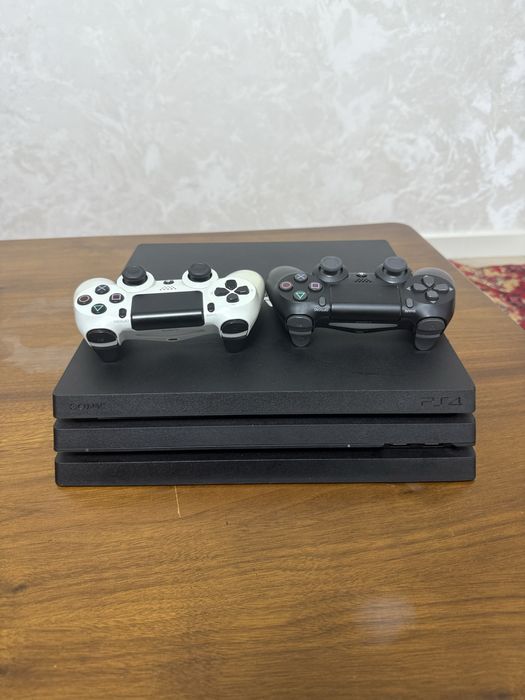 Playstation 4 pro 1tr