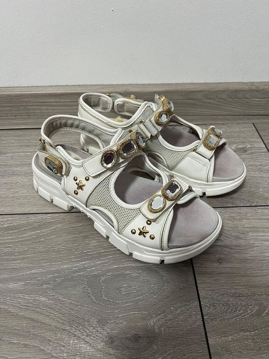L'estrosa sandale piele dupe uri dupa Gucci