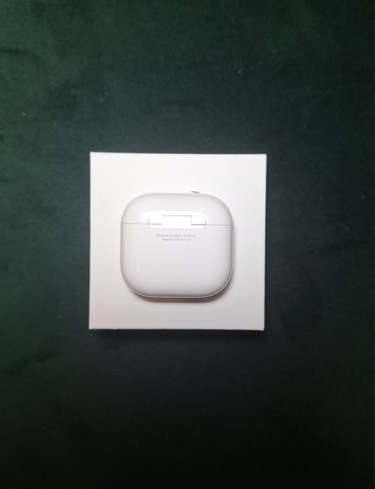 Căști Airpods 4 Noi - Urgent, Cadoul Ideal