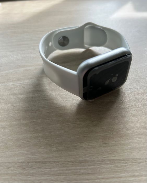 Смарт часовник, сърдечен мониторинг, кръвно налягане, Bluetooth, бял