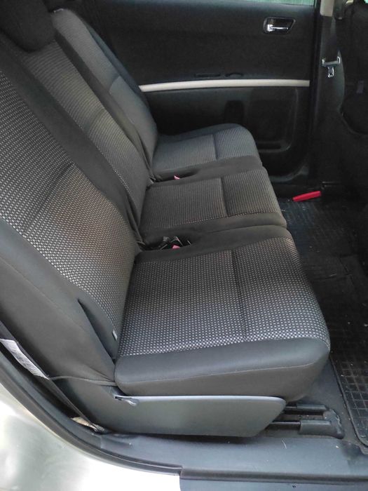 Toyota Corolla verso 2.2D-CAT/D4D 177 к.с.