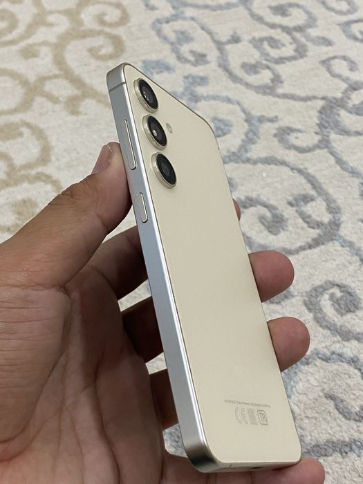 Продается Samsung S24