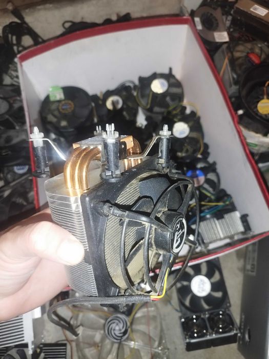 Ventilator/cooler/12V / 24V / 220V socket 775