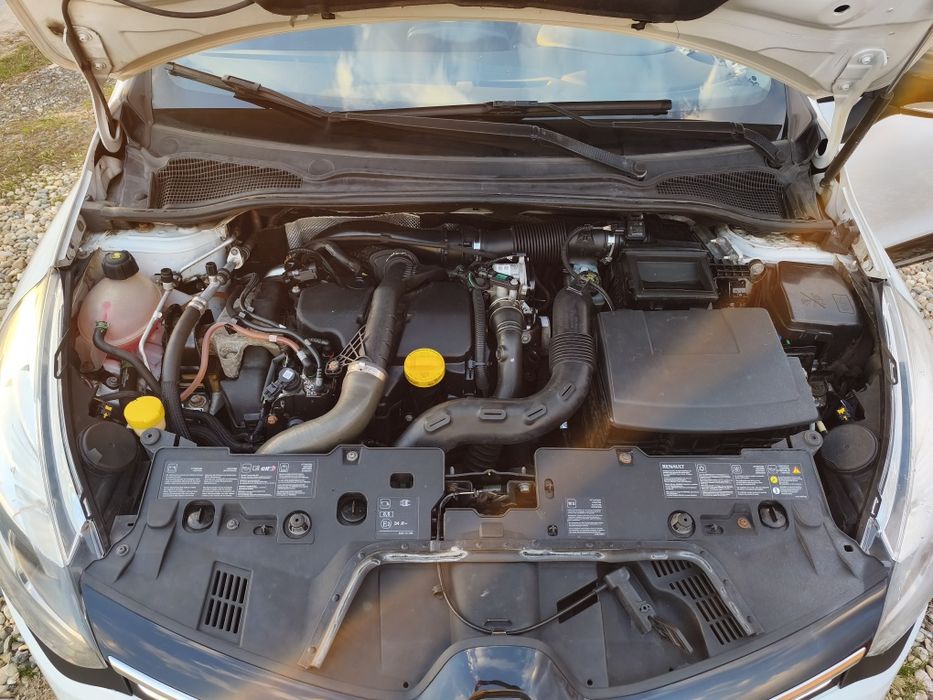 Renault Clio IV ! 1.5 DCI ! KLIMA ! CARTE RO EFECTUATA ! Posibilitate Rate Fixe prin TBI Bank !