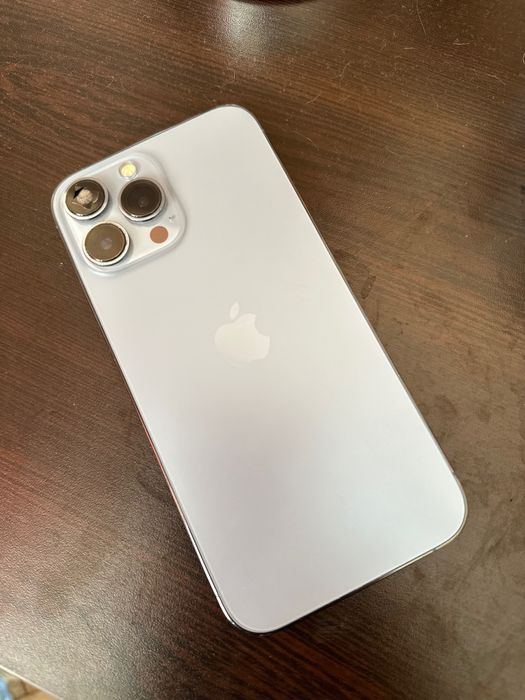 iPhone 13 Pro Max sierra blue