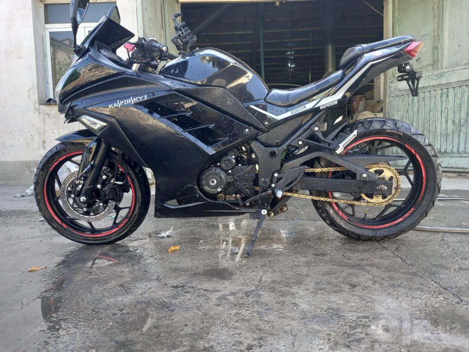 SROCHNIY Boladigan narxi shu Moto 400cc sotiladi xama ishi qp qoyilga