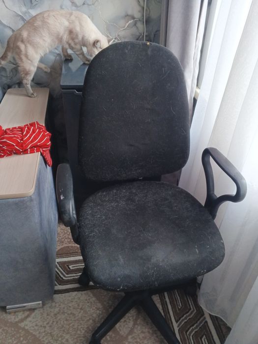 Компьютерное кресло