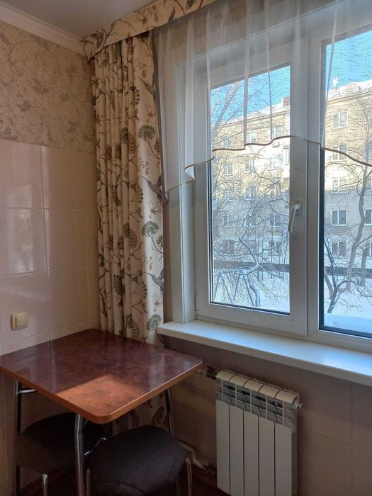 Продам трехкомнатную квартиру