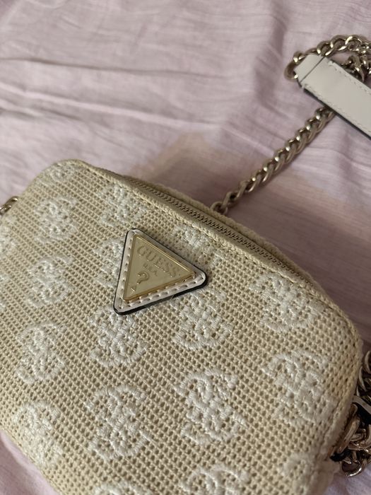 Оригинална GUESS чанта