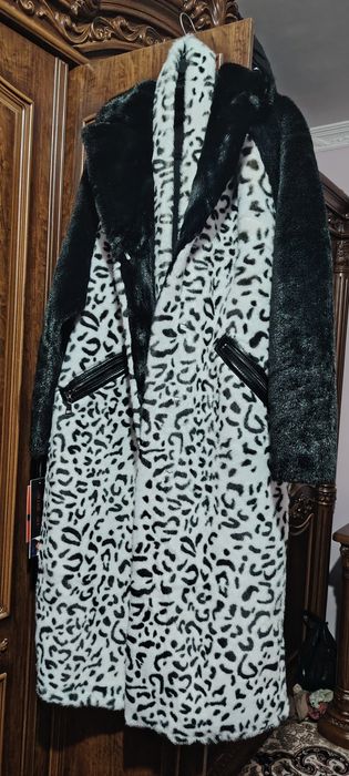 Шуба пальто меховоя