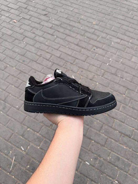 Nike air jordan x travis scot