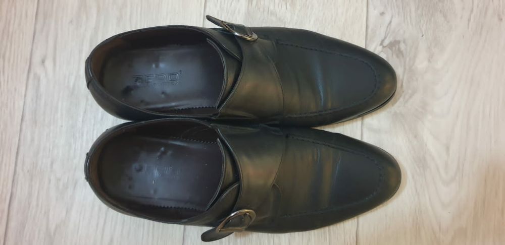 Продам мужские туфли кожаные