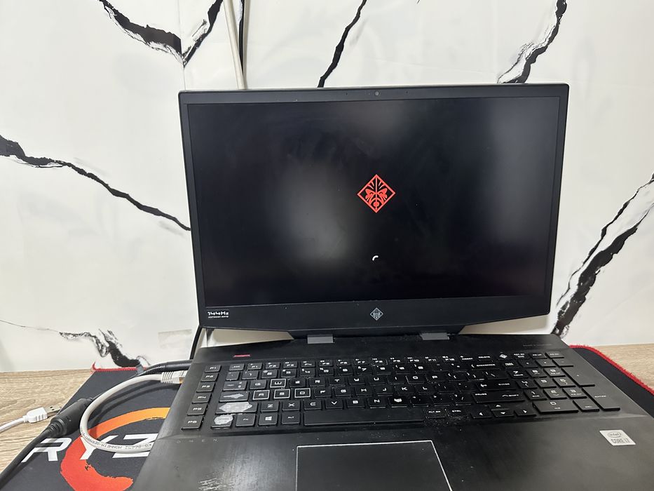 Laptop Gaming OMEN i7-10750h / RTX 2060 /  16gb ram