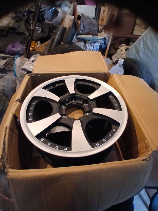 Продам Диски новые комлект,