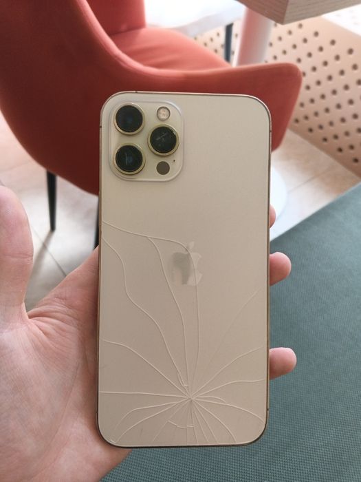 Продам iPhone 12 pro max