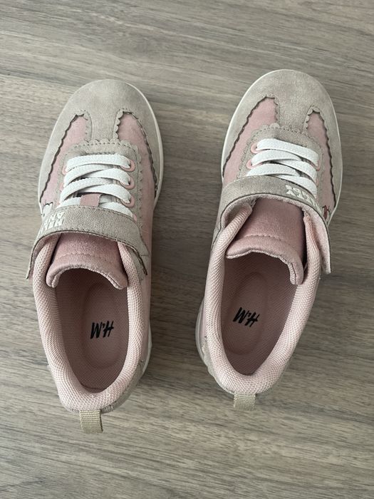 Adidasi fetite H&M