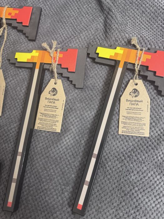 Игрушечный Пиксельный топор (Minecraft стиль)