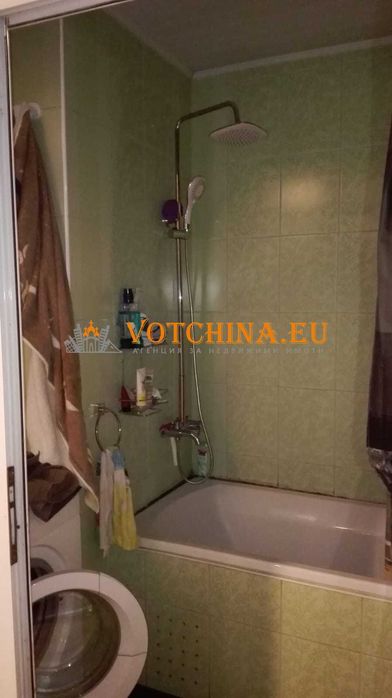 Продава се Къща в с. Батово, Област Добрич - 208 кв.м за 448 €/кв.м - Снимка #10