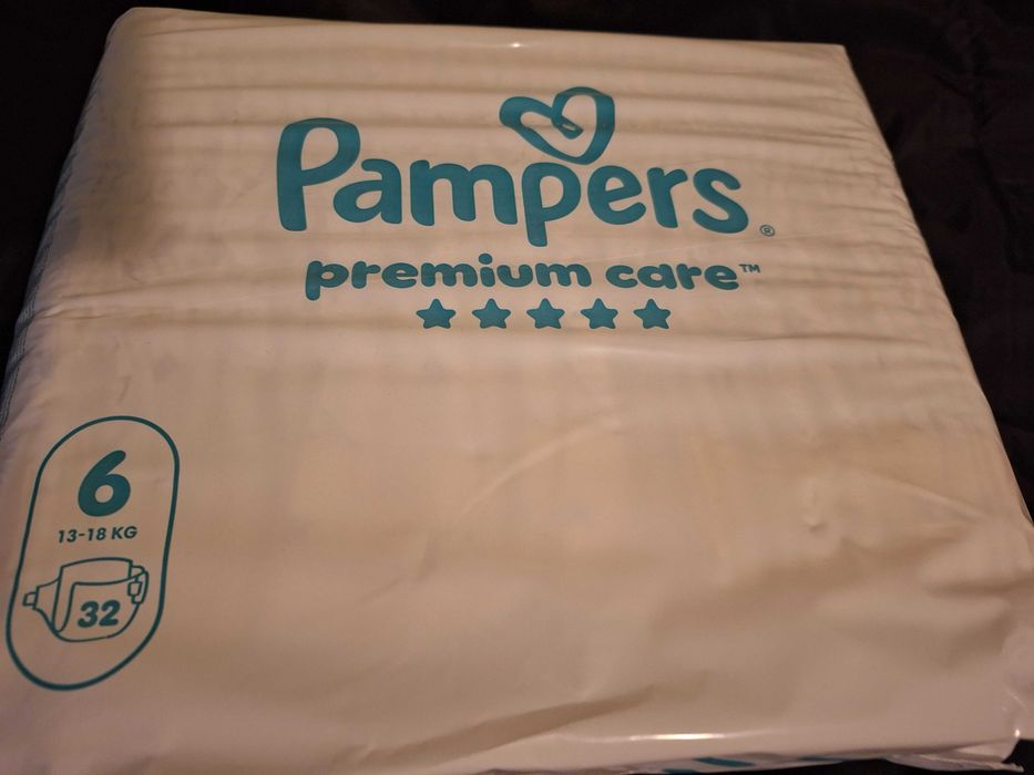 Подложки и памперси на Pampers
