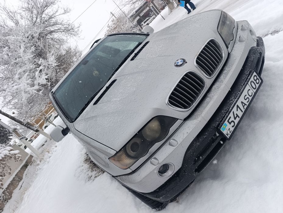 В продаже БМВ х5