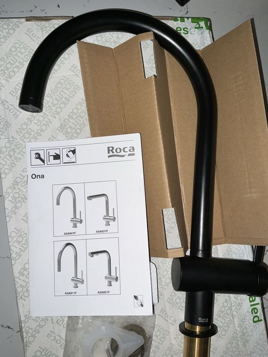 Baterie bucatarie Roca One Cold Start pipa pivotants negru mat noua
