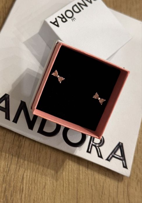 Pandora обеци Пандора