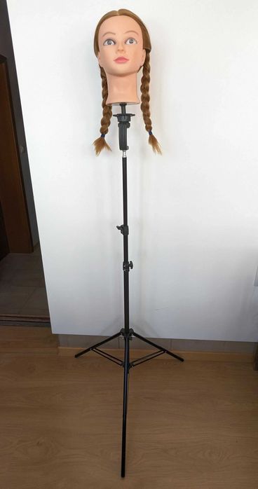 Нова метална стойка / статив за фризьорска тренировъчна глава 190см