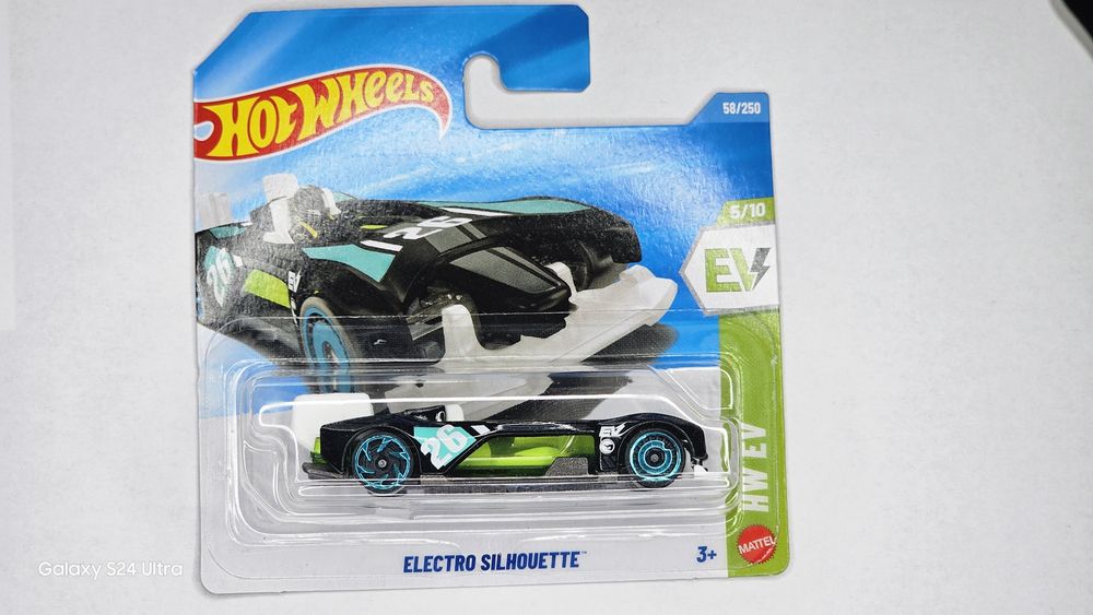 Mașinuțe Hot Wheels mainlines,treasure hunts,silver flame