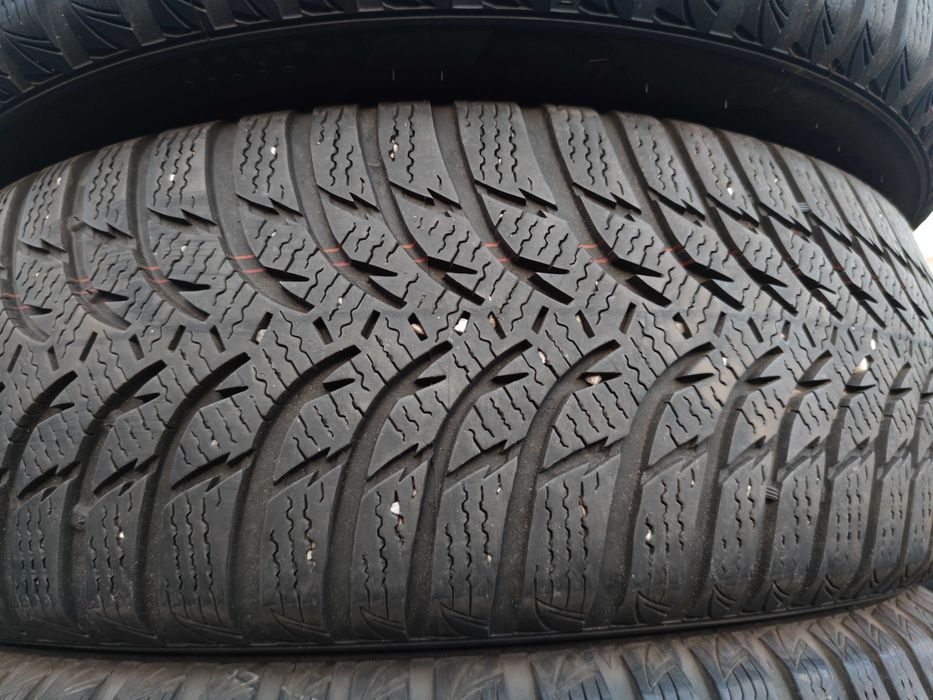 4бр Зимни гуми 205 60 16 - Kumho