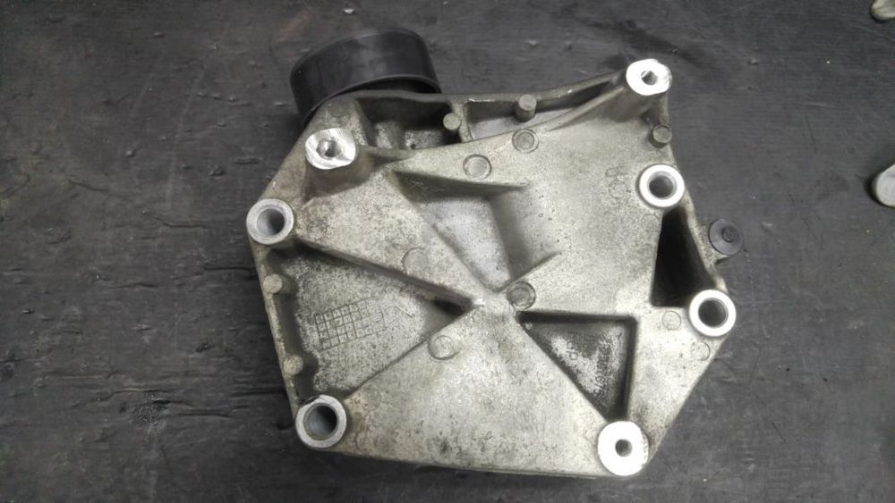 Suport motor 1.9 d multijet fiat sedici croma alfa romeo 159 opel vectra c 55187675