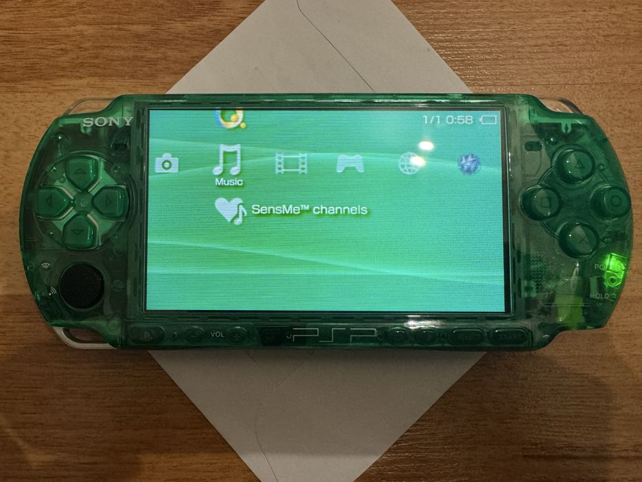 PSP PlayStation Portable 3000 Verde Brasov • OLX.ro