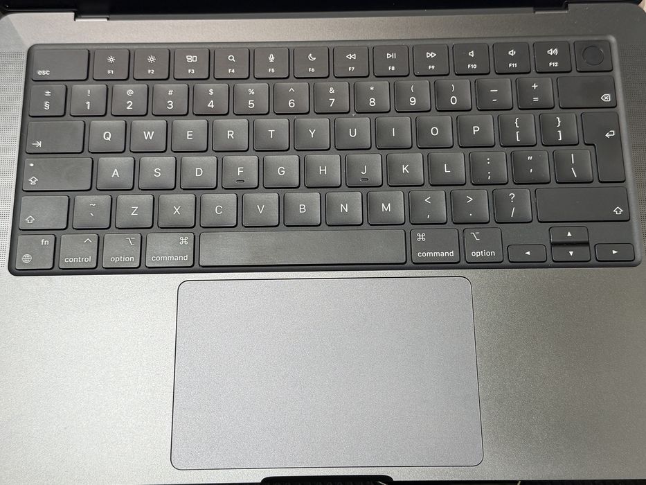 MacBook Pro 14' M4 Pro 24GB 512GB Space Black Пълен Комплект Гаранция